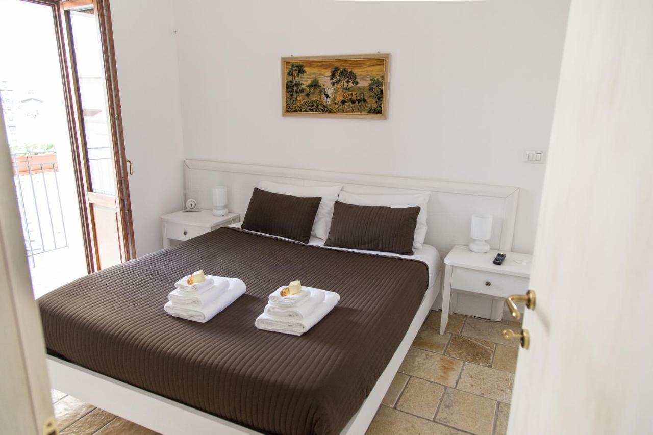 L'Angolo Del Marchese Bed & Breakfast Laterza Exterior photo